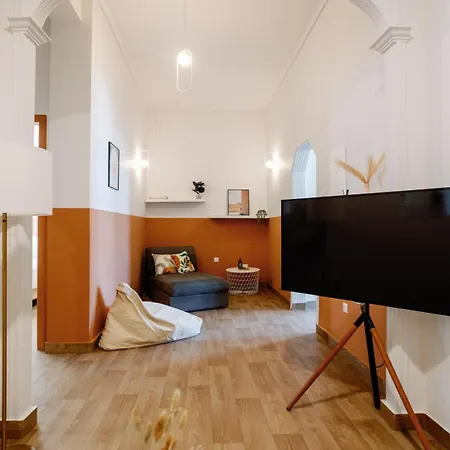 Italian Gem In The Heart Of * 코스 타운